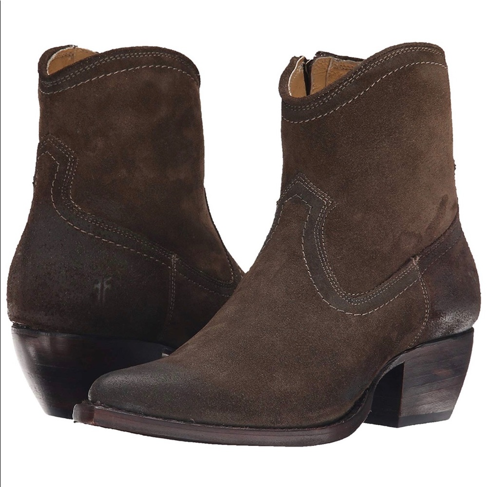 SALE!!! Frye suede western booties
